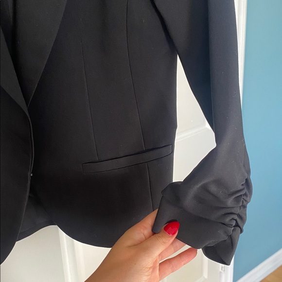 Amanda & Chelsea Ponte 3/4 Ruched Sleeve Blazer In Black - Picture 7 of 8